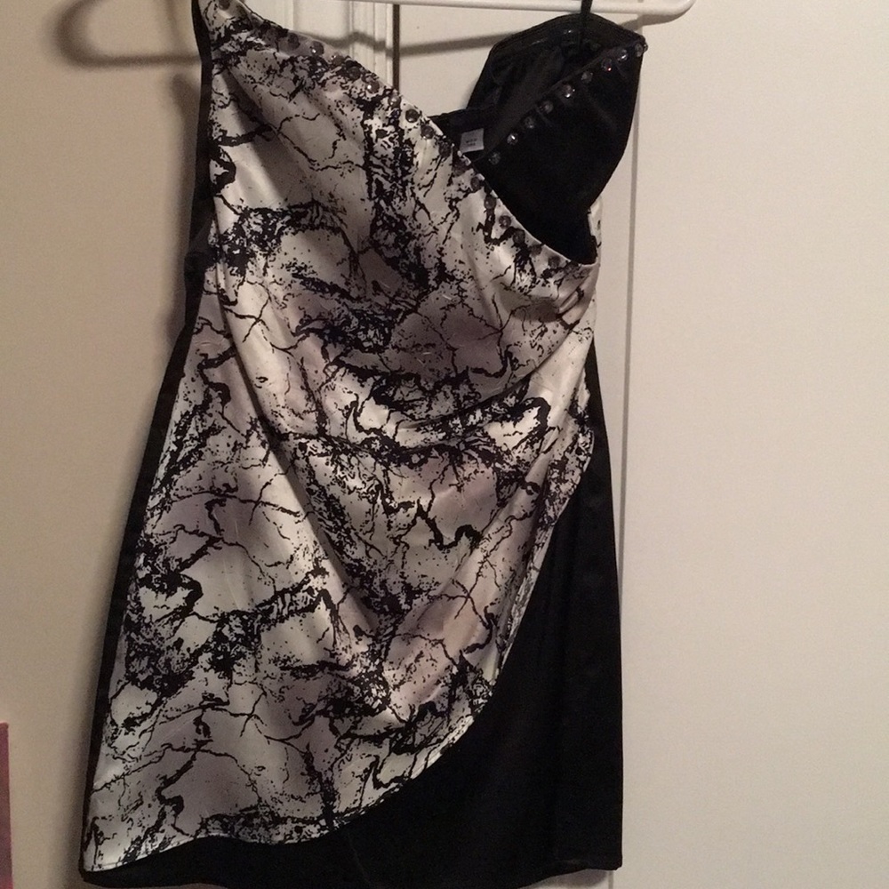 H&M Strapless black and gray dress